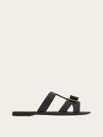 Ferragamo New Vara plate strappy slide
